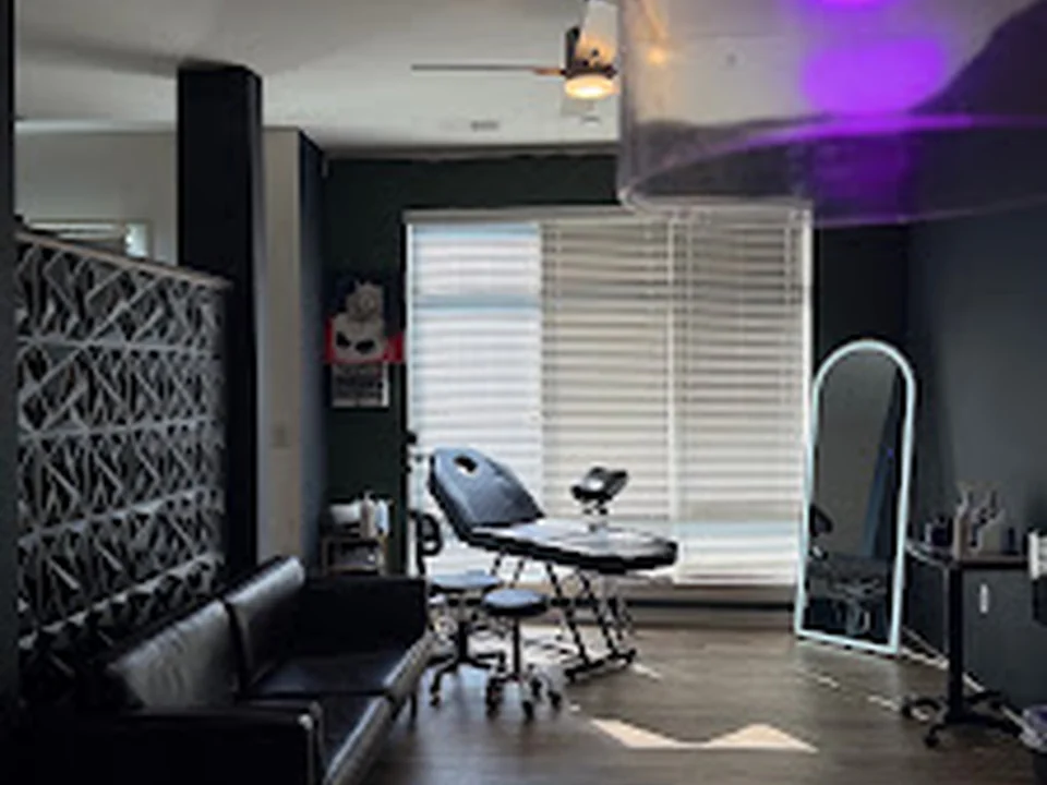 704 Ink Studios - Tattoos & Piercings