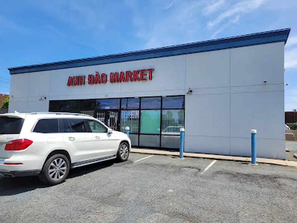 Anh Dao Sakura Oriental Market