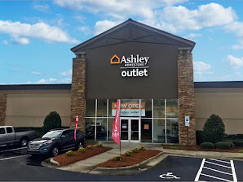 Ashley Outlet