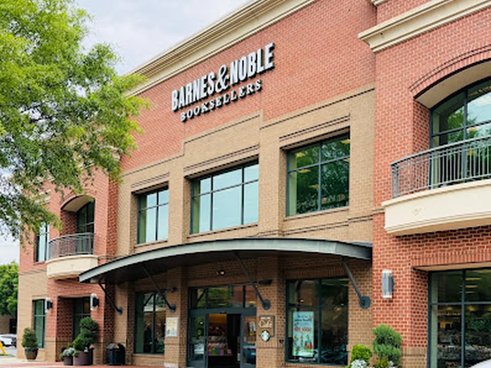 Barnes & Noble