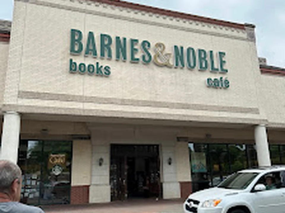 Barnes & Noble