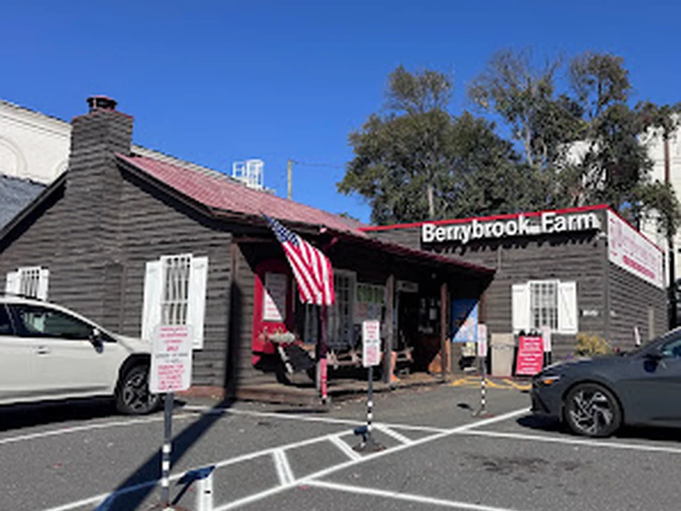Berrybrook Farm Natural Foods