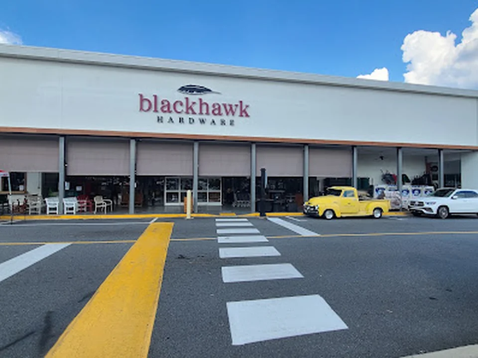 Foto de Blackhawk Hardware and Garden Center