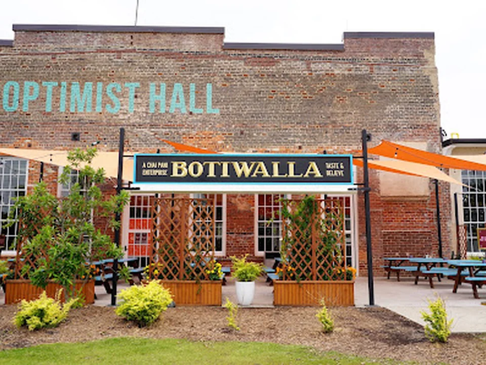 Botiwalla by Chai Pani