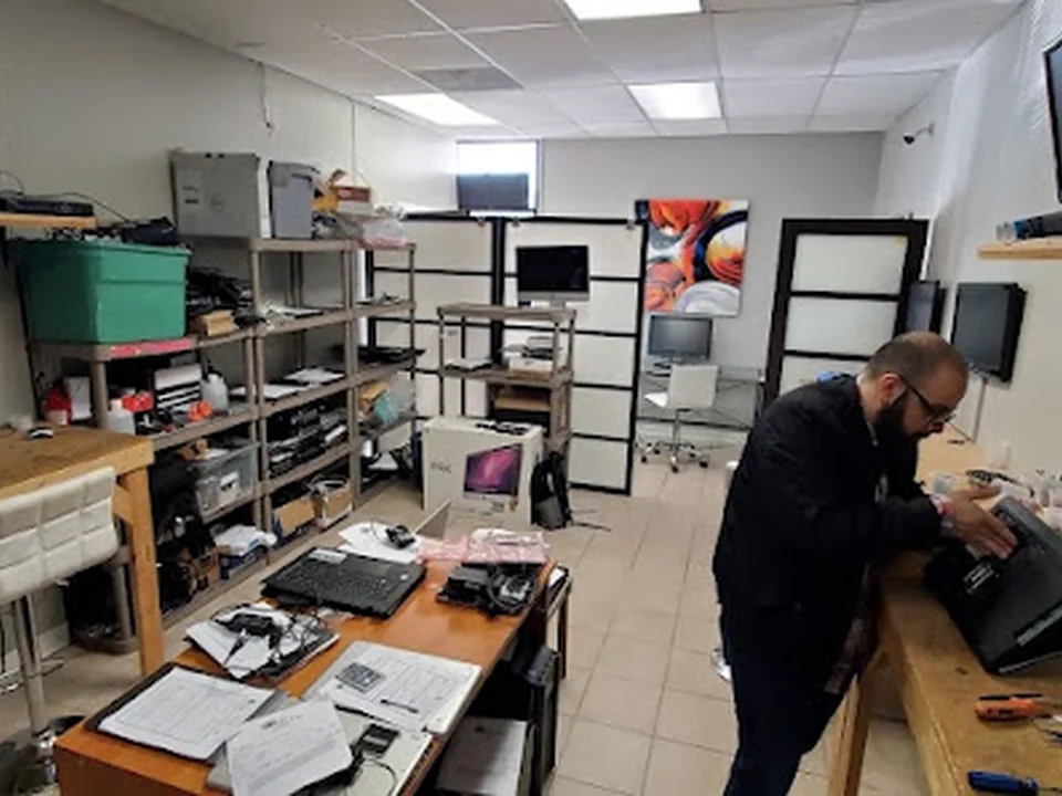 Computer Repair - Laptop Repair by Vellve Systems