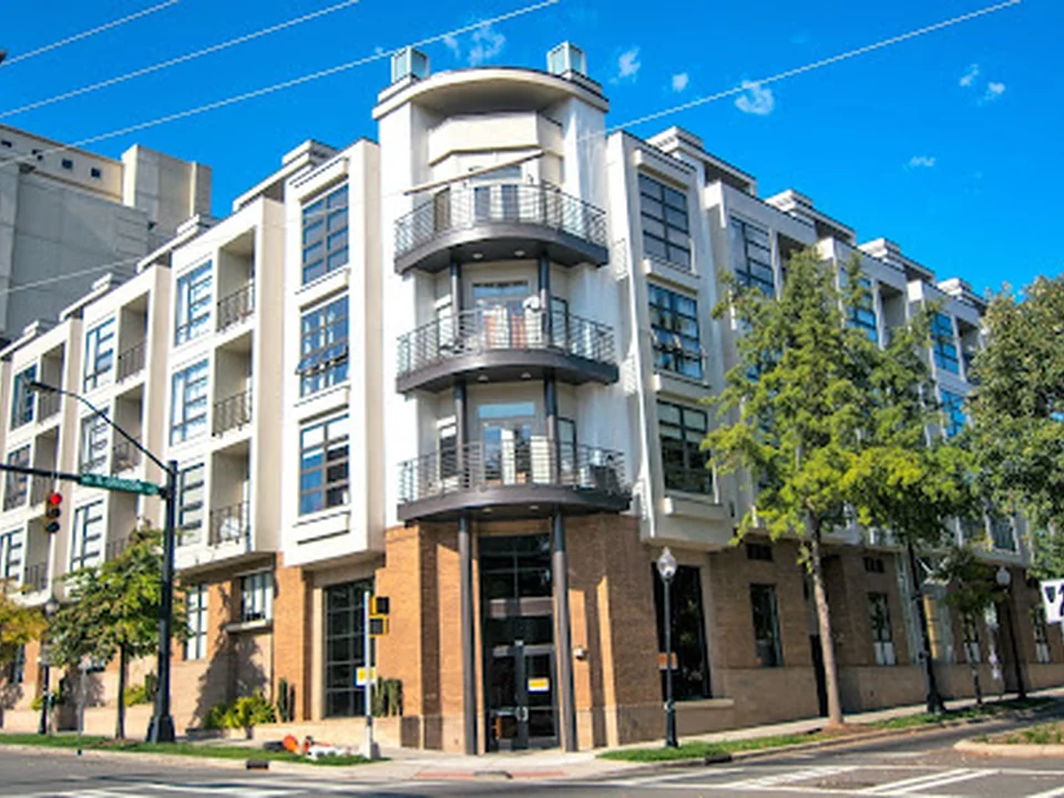 Court 6 Condos