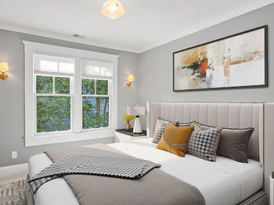 CREATIVE HOME STAGERS