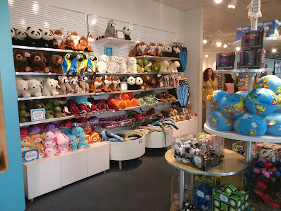 Discovery Place Gift Shop