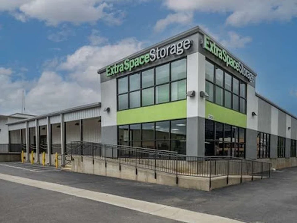 Extra Space Storage