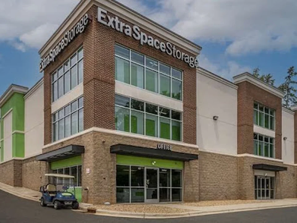 Extra Space Storage