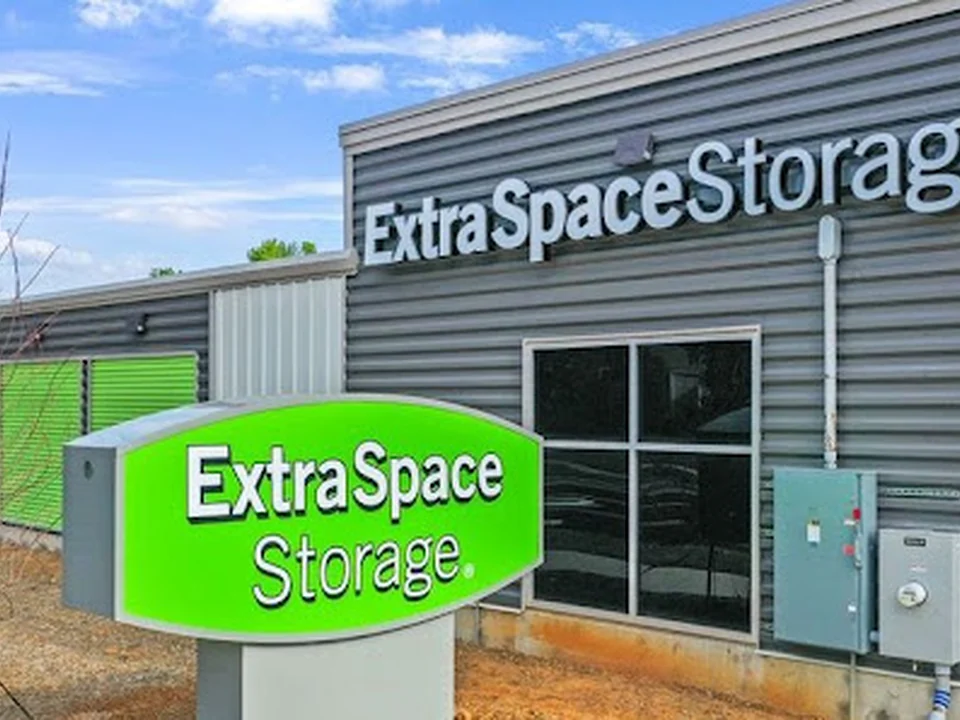 Extra Space Storage