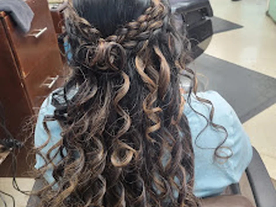 Gloria Hair Salon