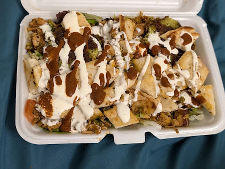 Foto de Halal Cart University