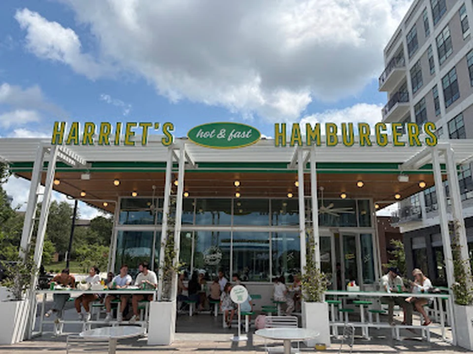 Harriet's Hamburgers | Ballantyne