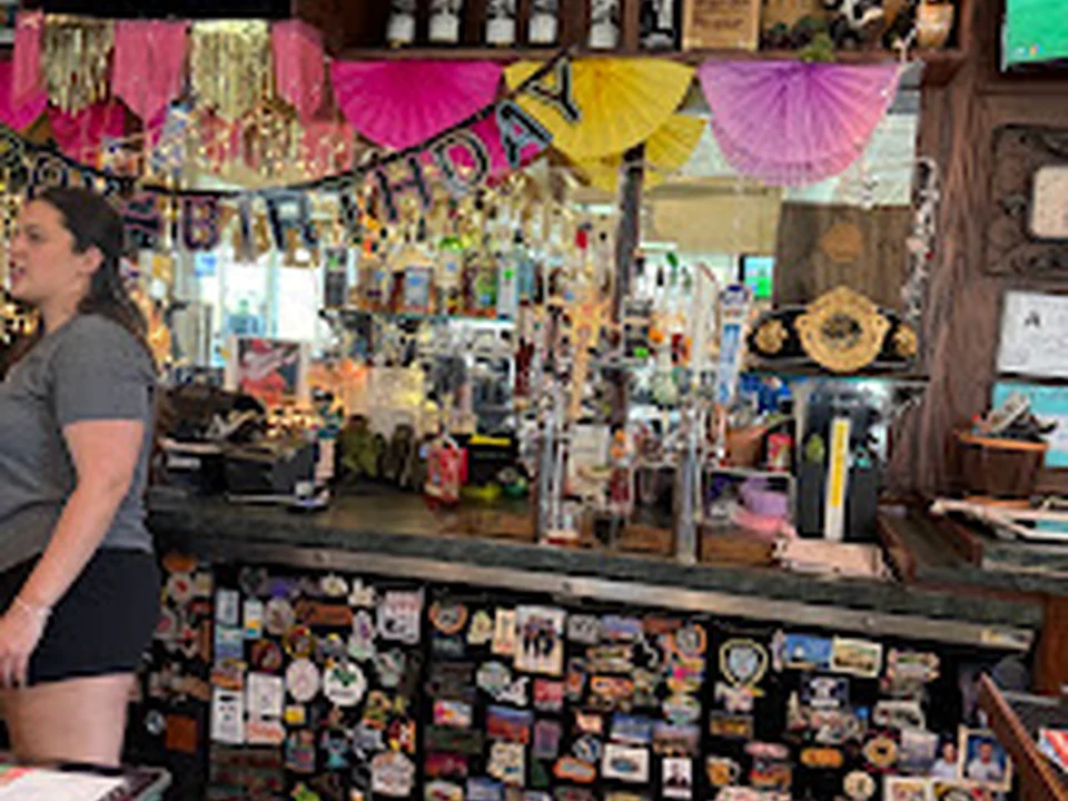 Highland Creek Beer Garden