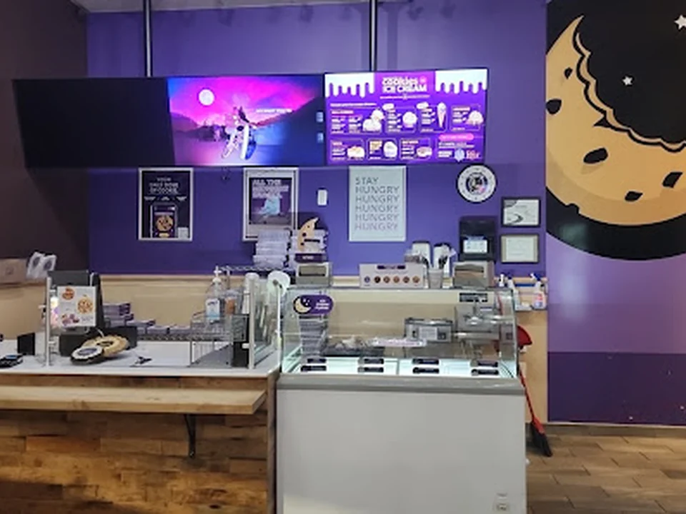 Insomnia Cookies