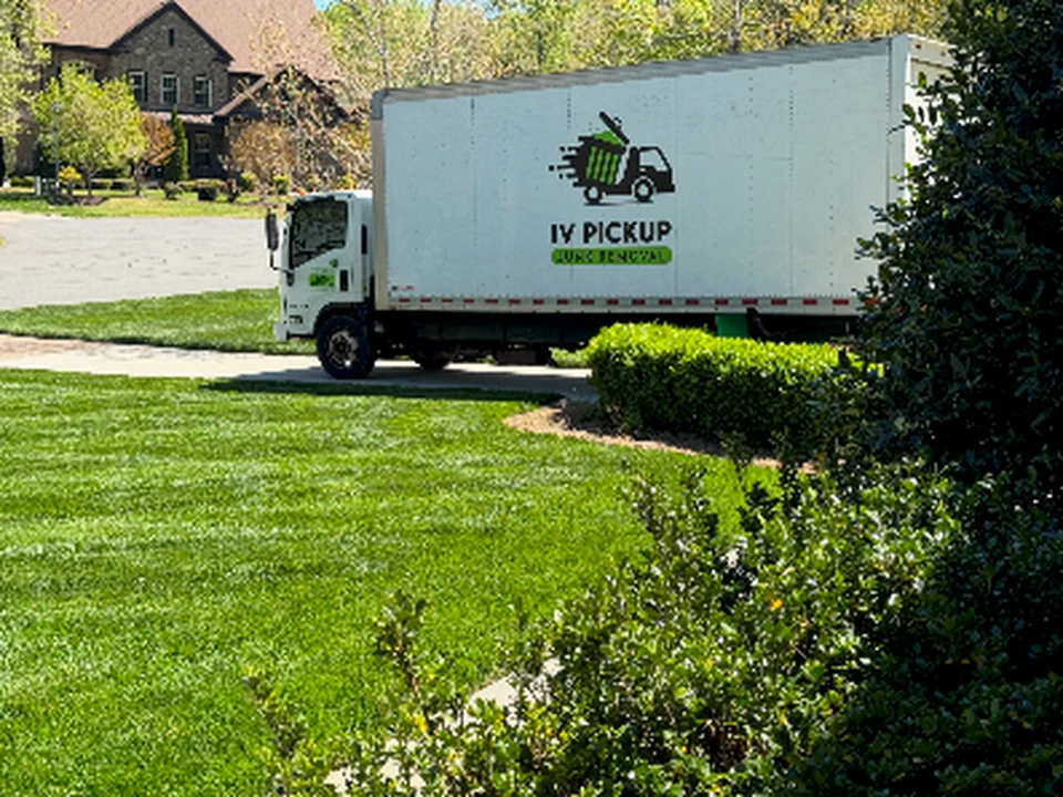 IV Pickup Junk Removal