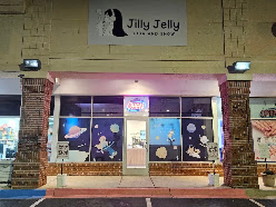 Jilly Jelly Boba Tea and Snow