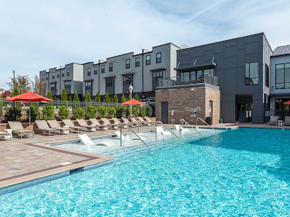 Kasa FreeMoreWest Charlotte
