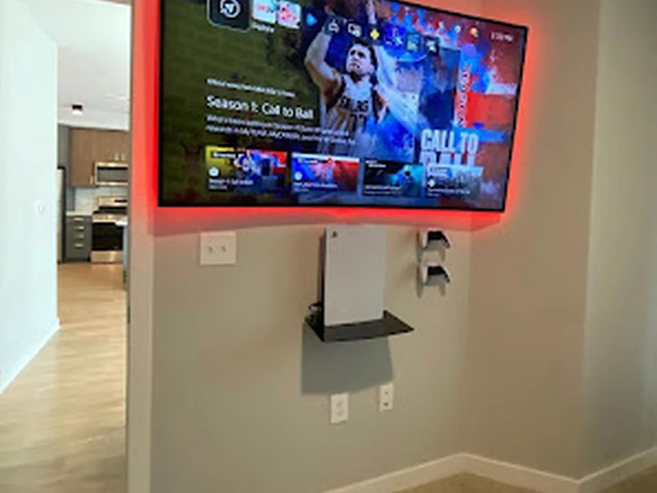 Kings Tv Mounting CLT