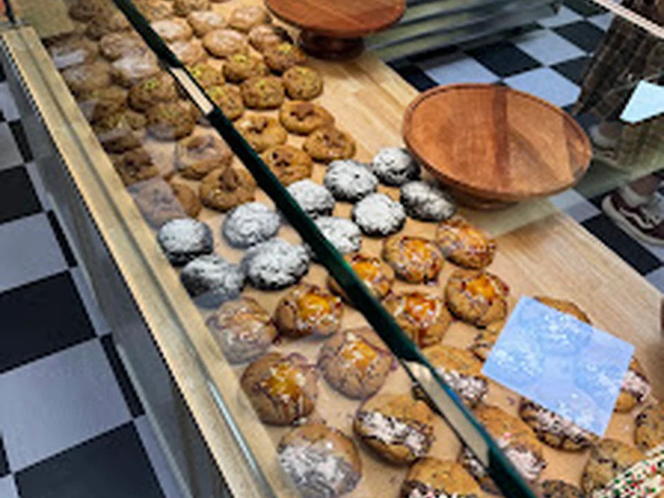 La Bonbonnière Bakery