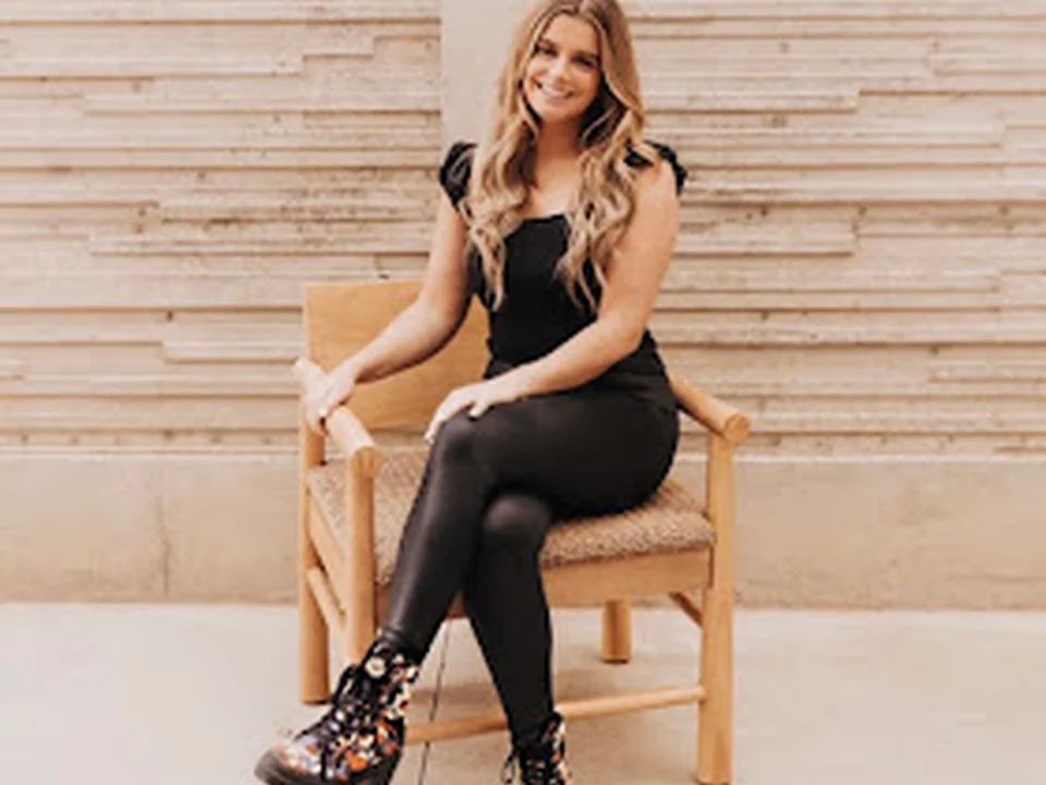 Lauren at Reverie Salon