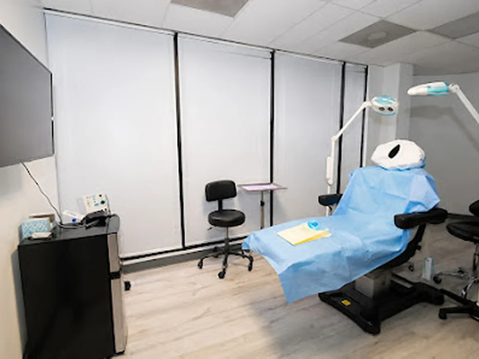 Maxim Hair Restoration & Transplants - Charlotte