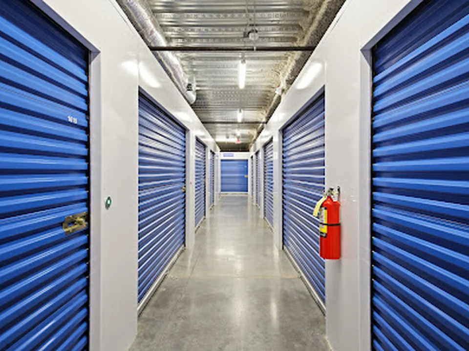 Mini Mall Storage