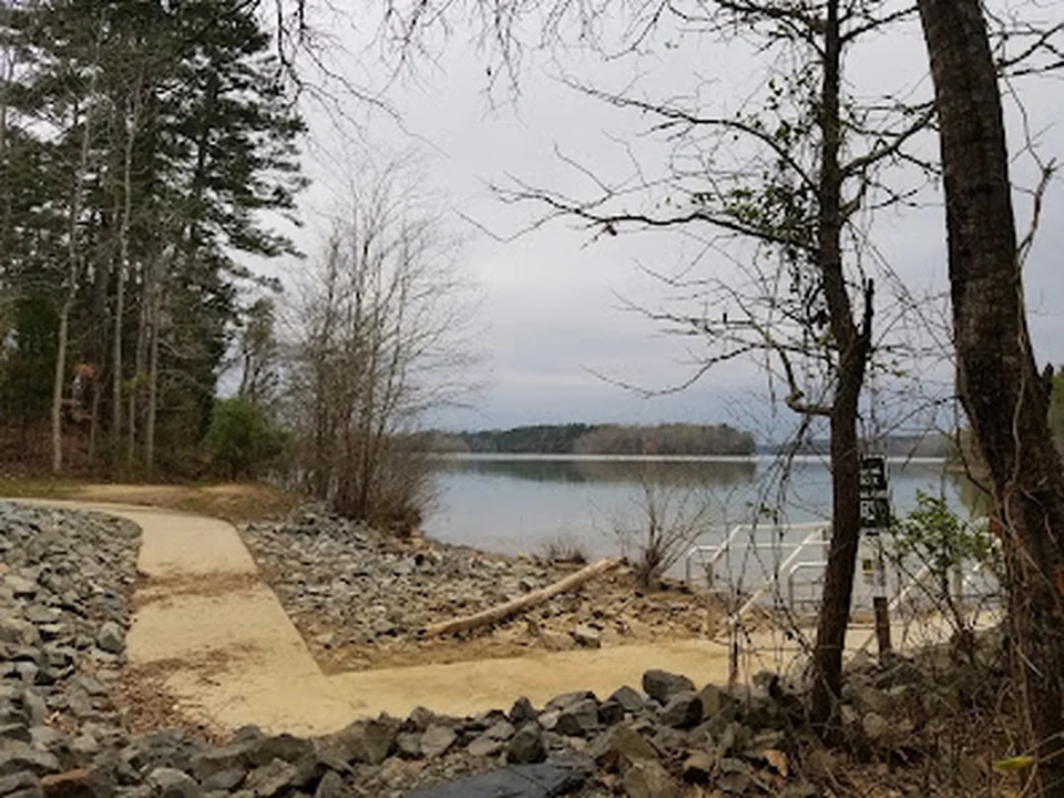 Mountain Island Kayak Access