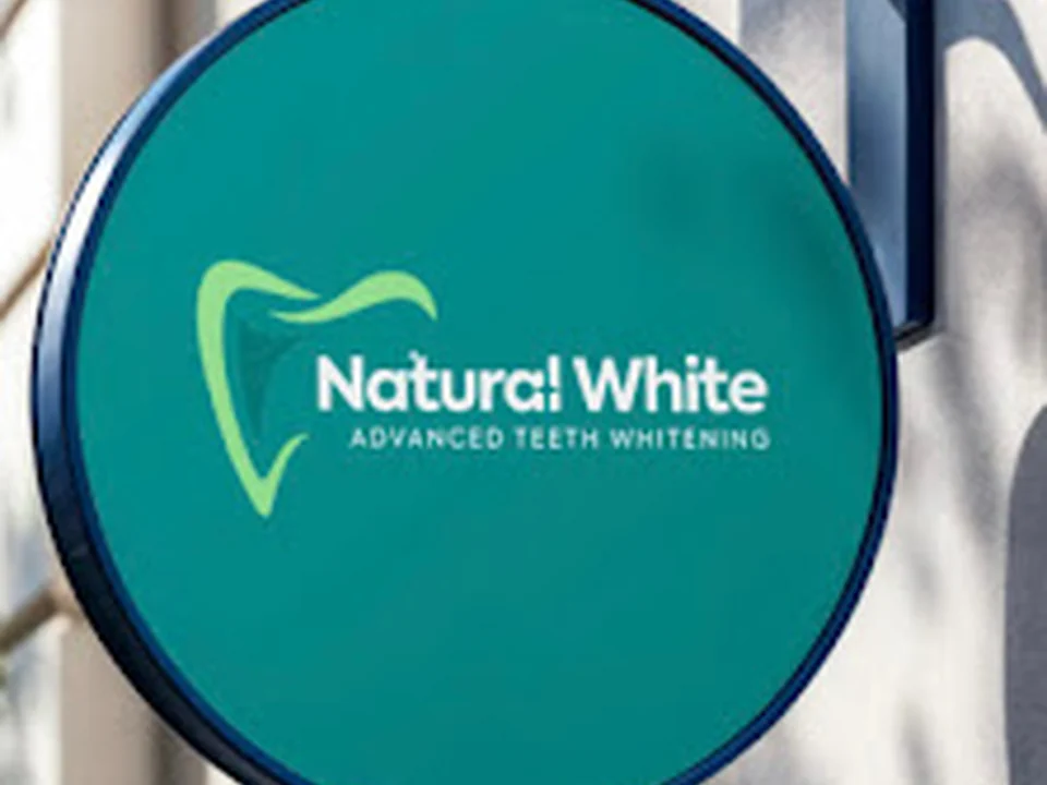 Natural White Advanced Teeth Whitening