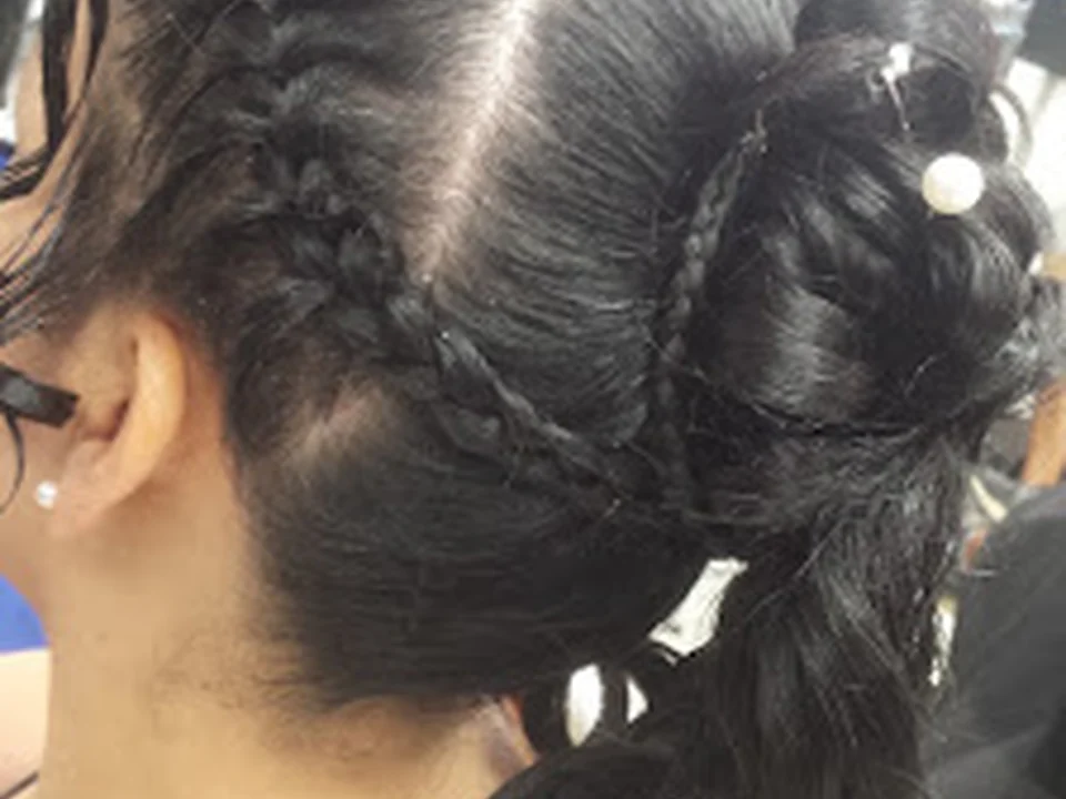Nayeli Beauty Salon