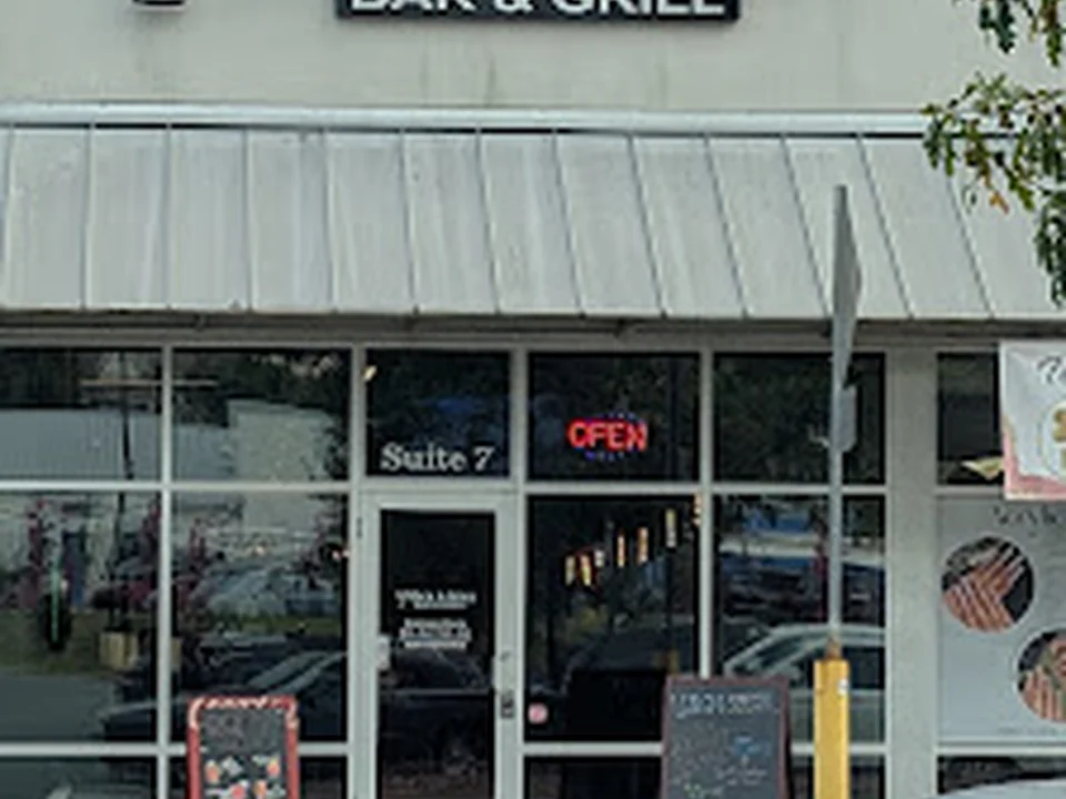 Foto de Nick and Mike Bar and Grill
