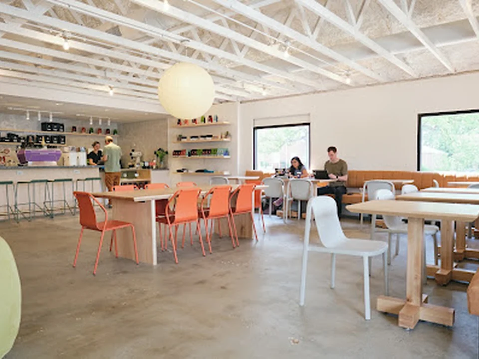 Foto de Night Swim Roastery & Cafe