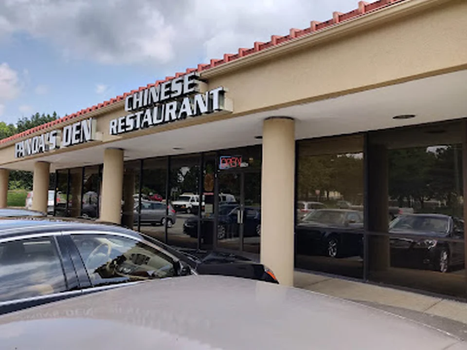 Panda's Den | Chinese