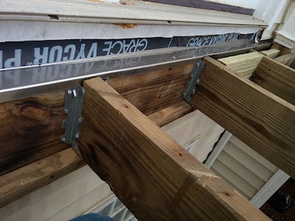 Paramount Building Company