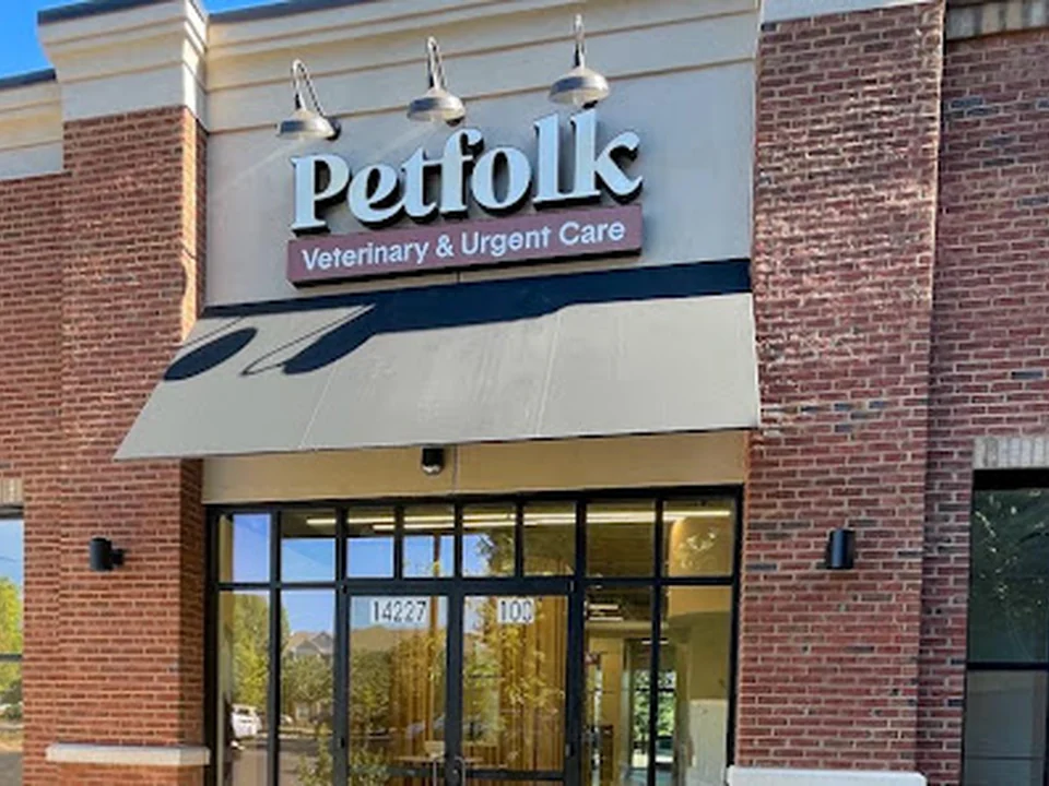 Petfolk Veterinary & Urgent Care - Huntersville