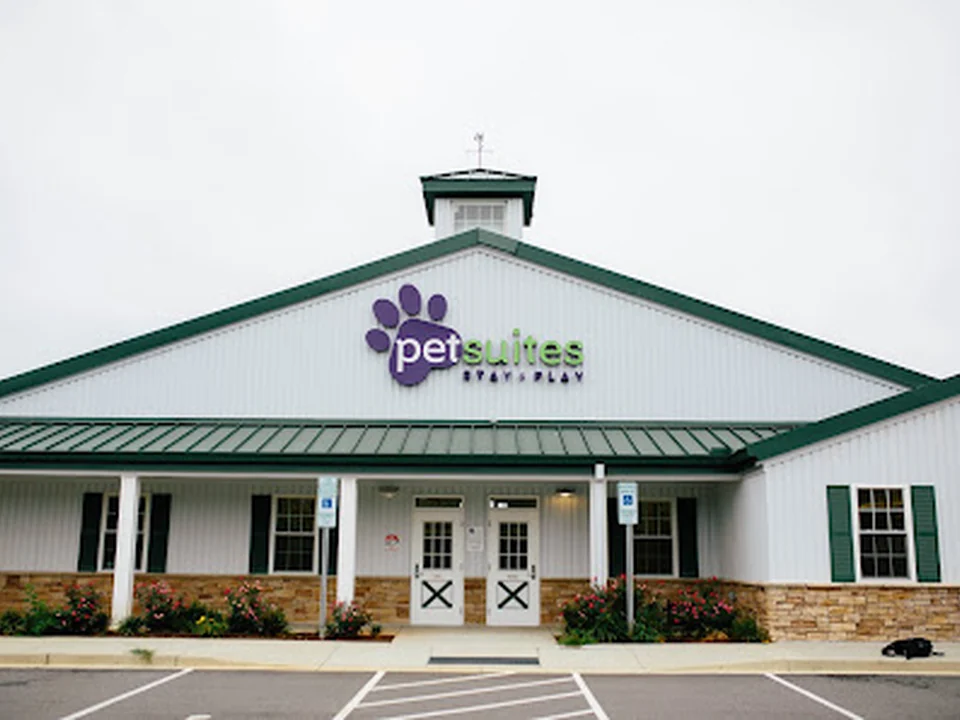 PetSuites Charlotte Airport
