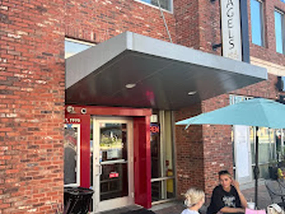 Poppy’s Bagels & More