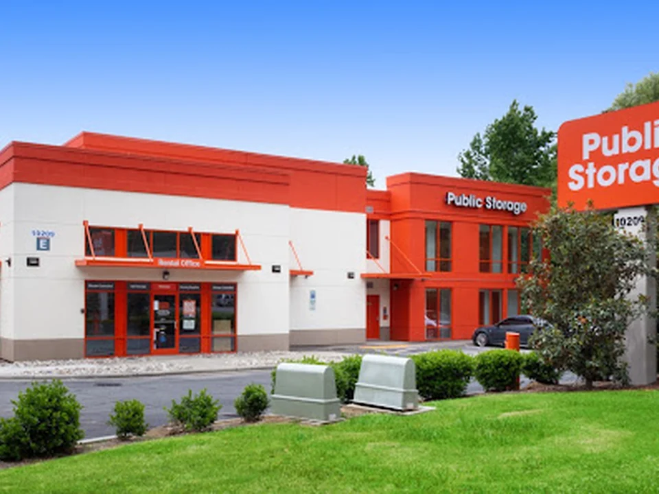Public Storage