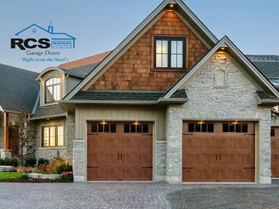 Foto de RCS Garage Doors