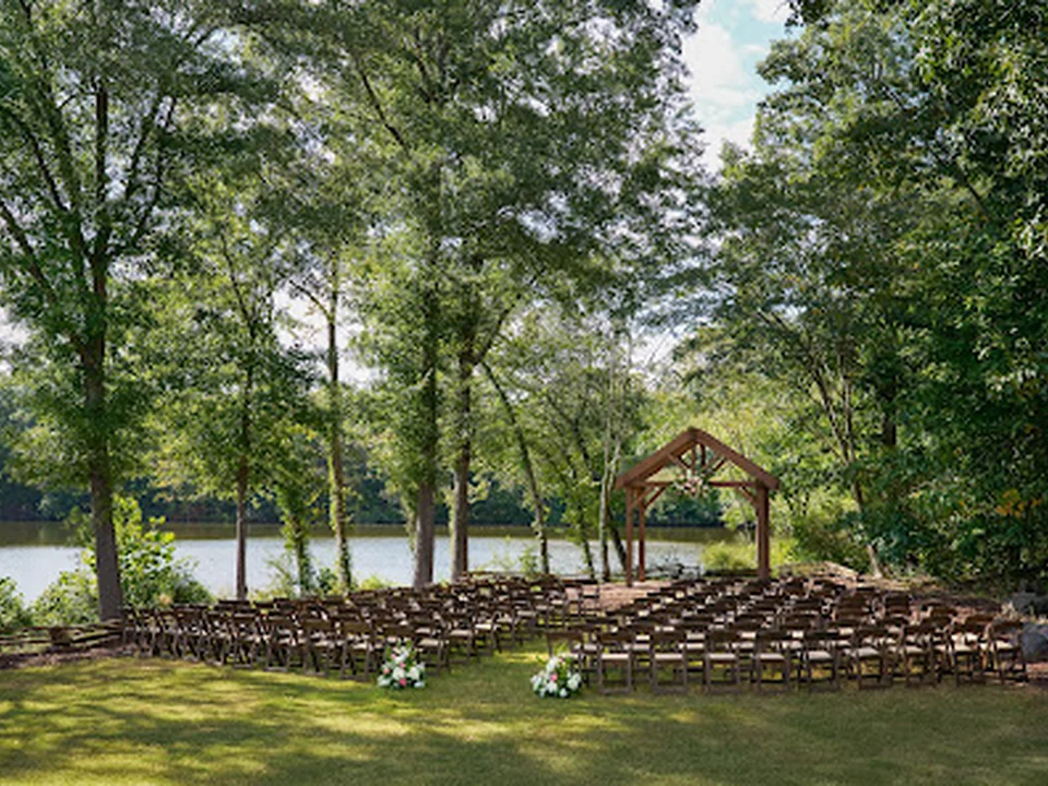 Riverwood Manor by Wedgewood Weddings