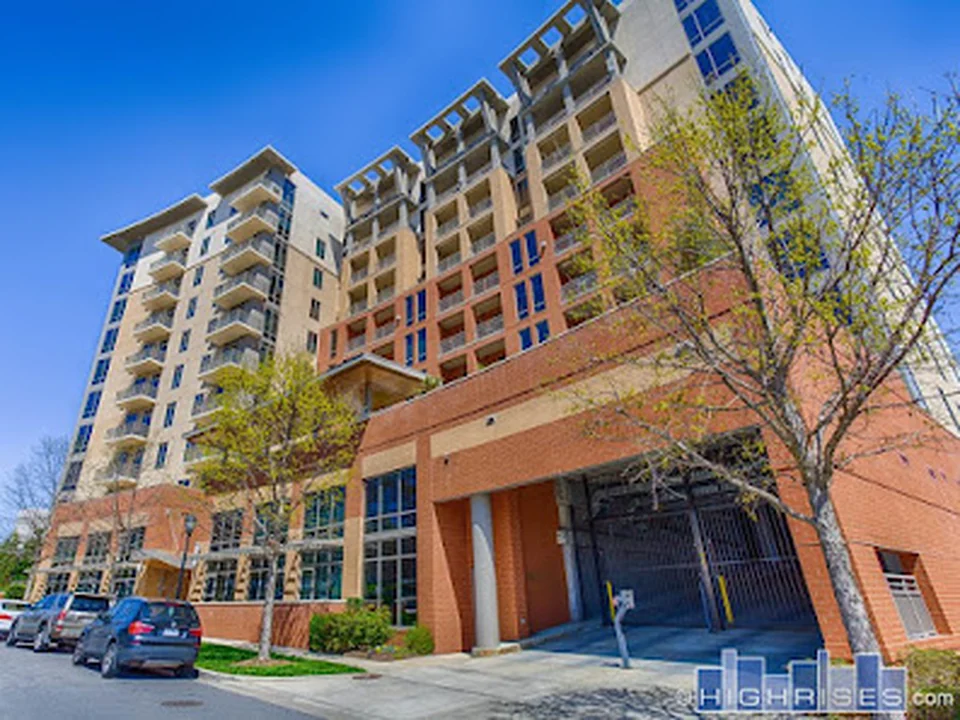 Royal Court Condominiums