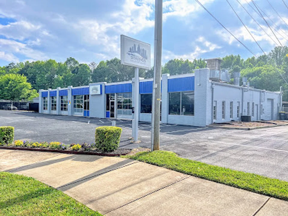 Starnes Collision Center