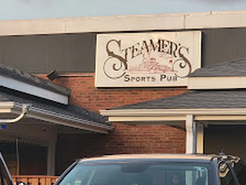 Steamers Sports Pub