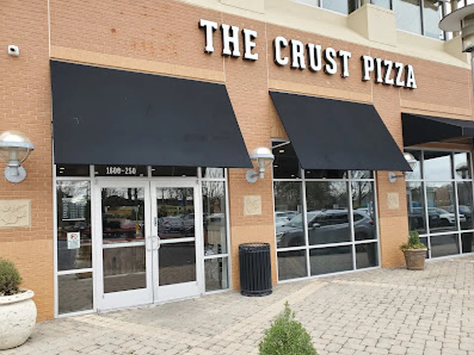 The Crust Pizza - ParkTowne Village