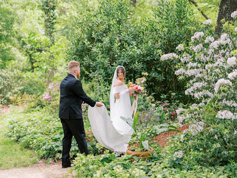 The Ivy Place- Garden Wedding Venue