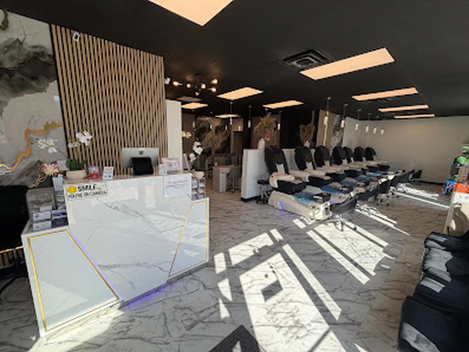 Tipsy Nail Bar