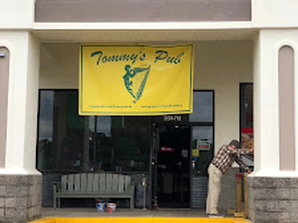 Tommy's Pub