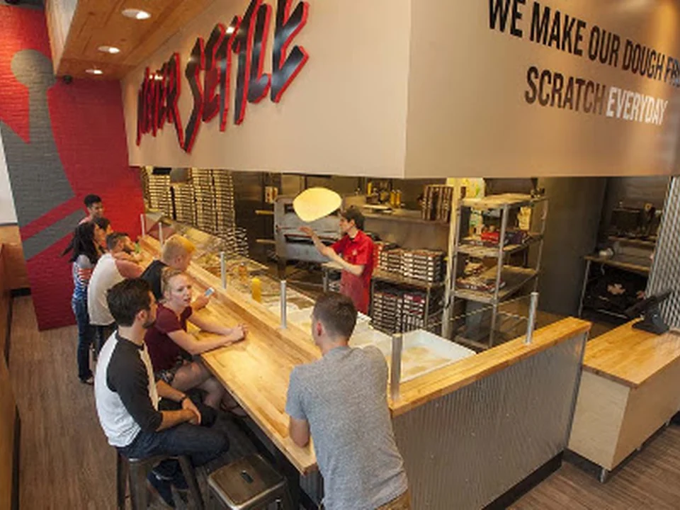 Toppers Pizza