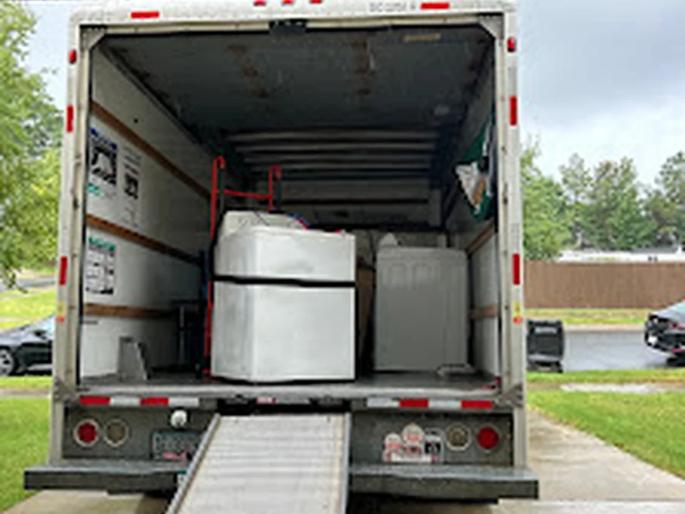 U-Haul Neighborhood Dealer